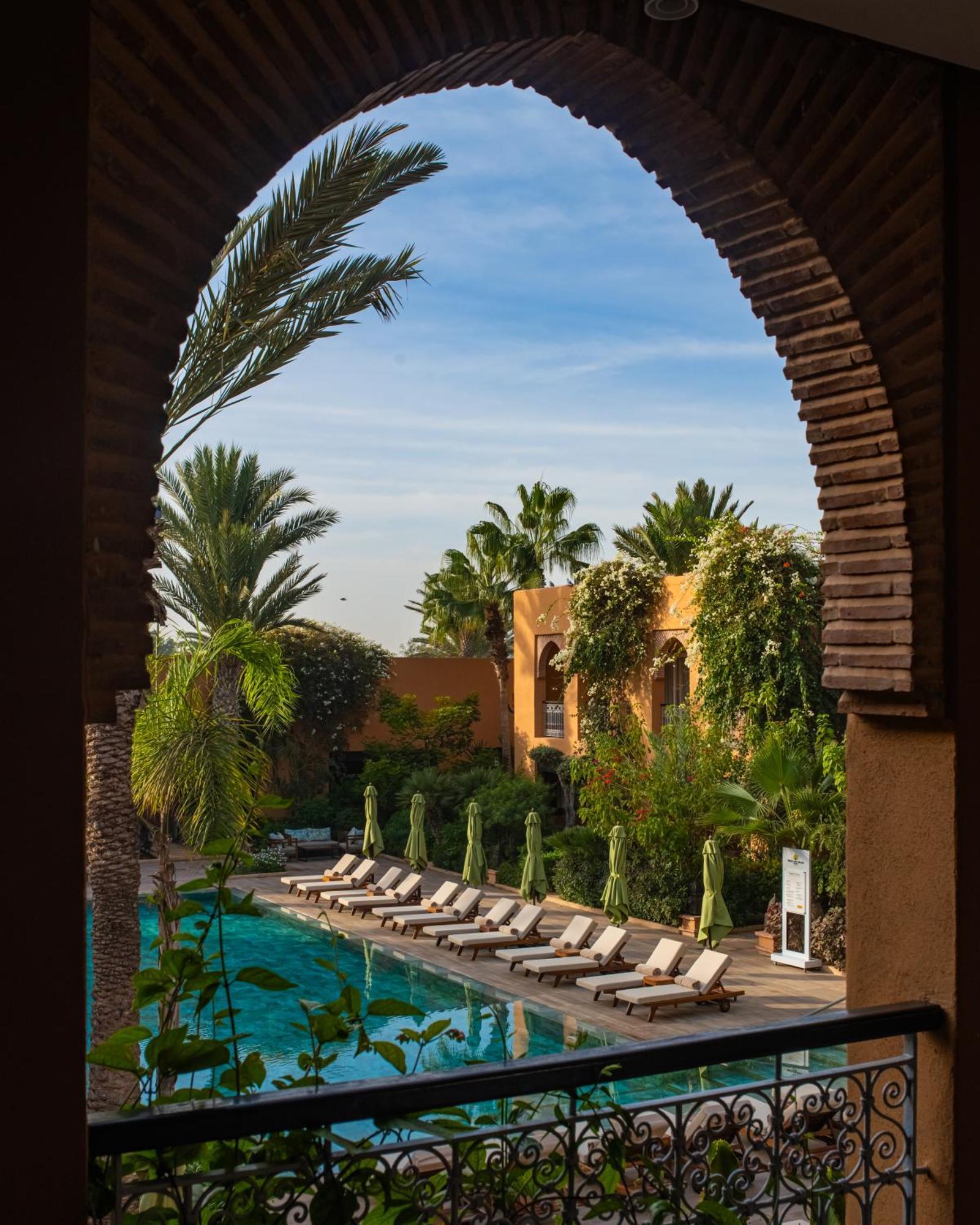 Tikida Golf Palace Agadir Kültér fotó The swimming pool at the hotel